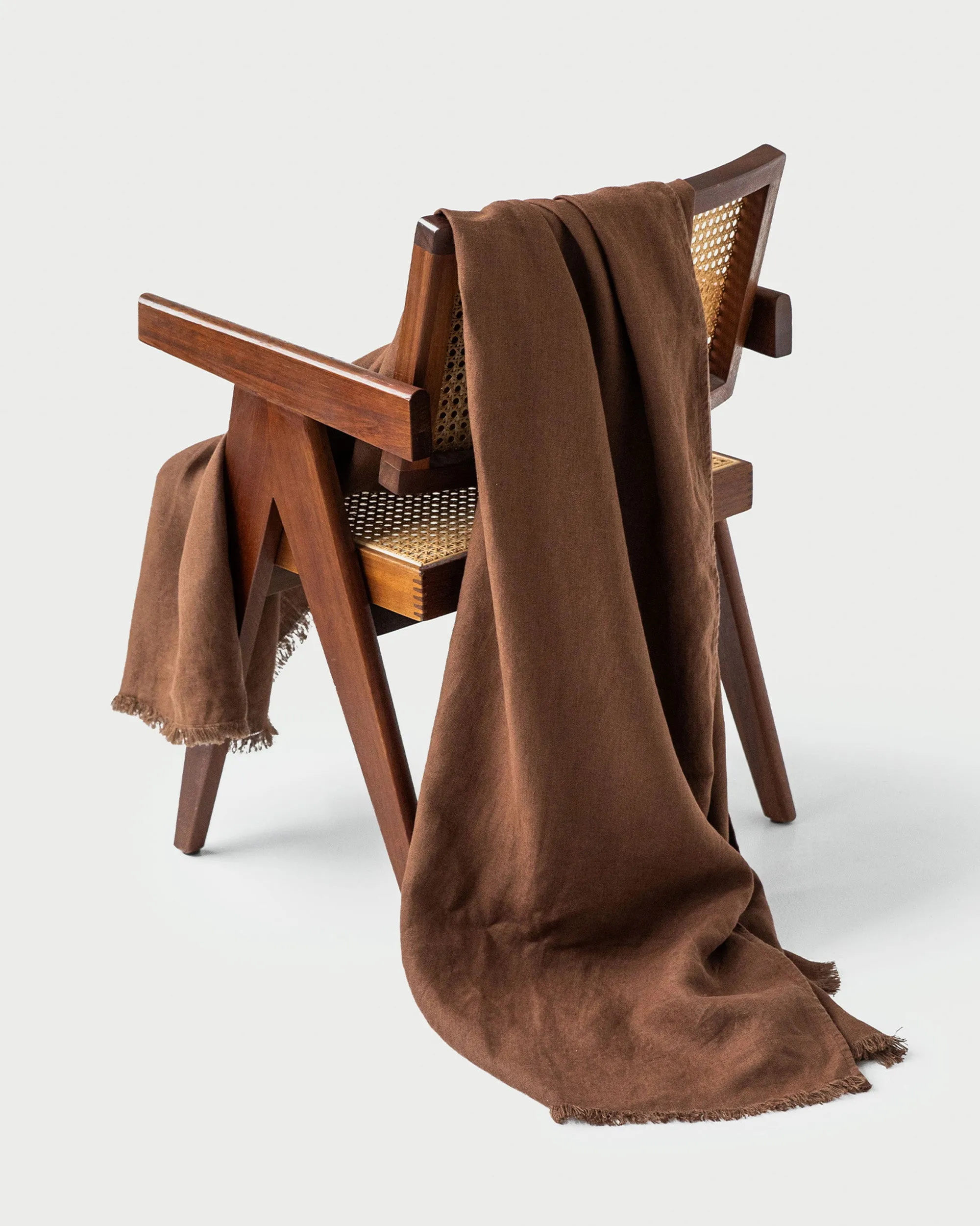 Heavyweight linen throw blanket in Chocolate brown