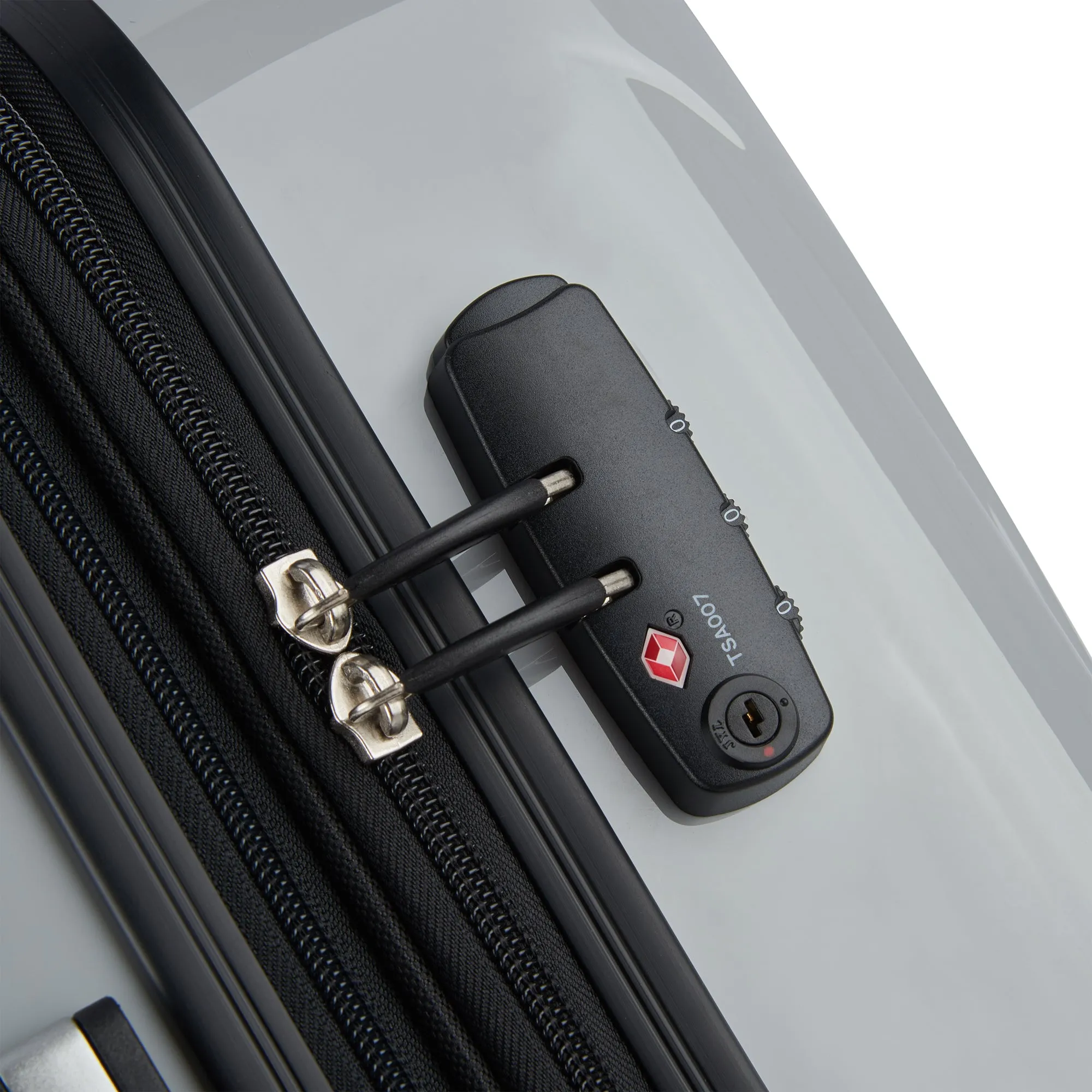 HELIUM AERO - Carry-On Plus Expandable Spinner