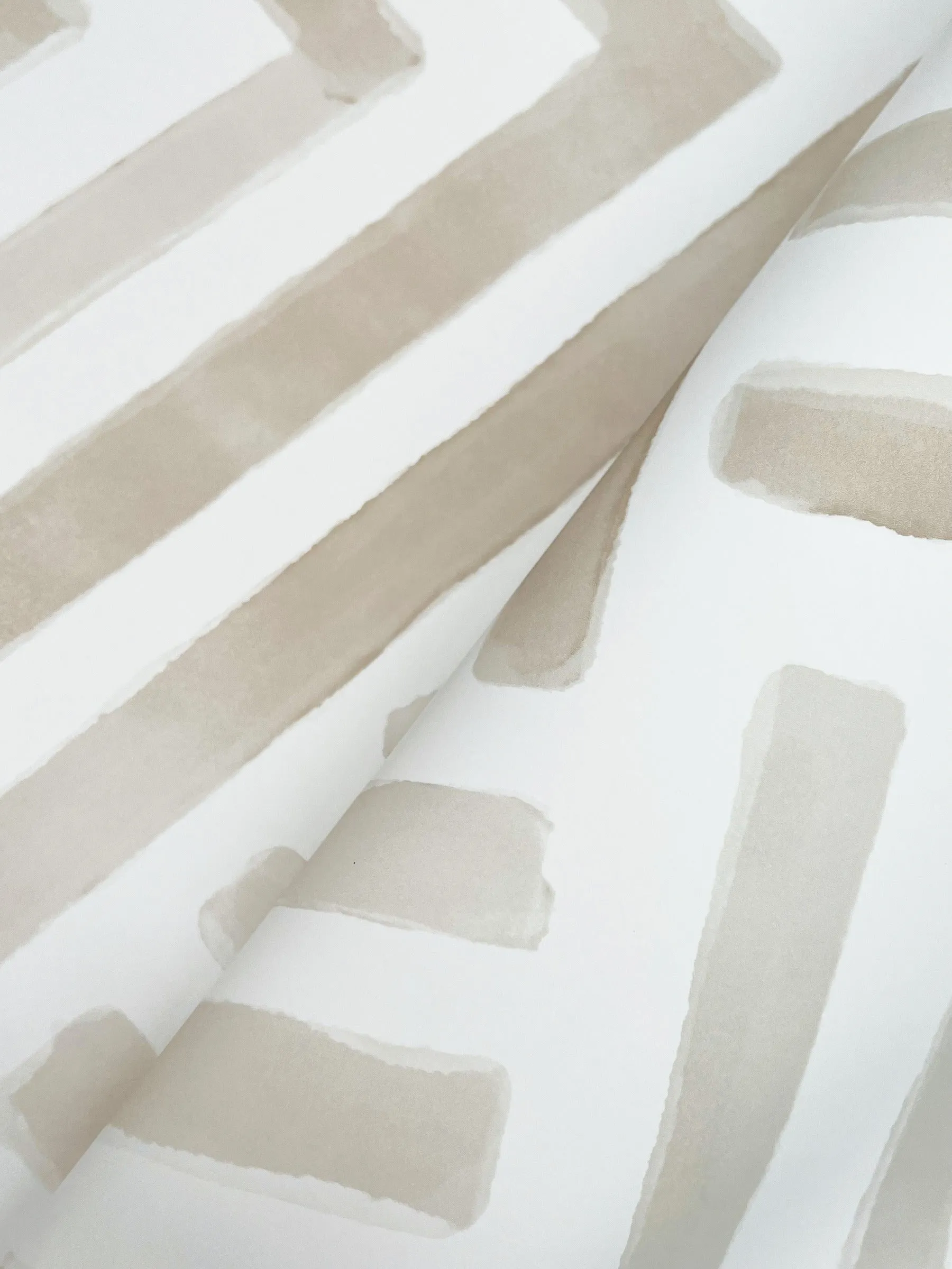 Painterly Labyrinth Wallpaper (Light Neutral)