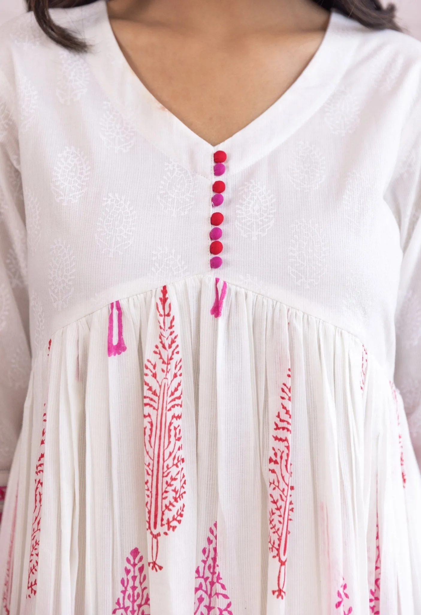 PINK AND RED HAND BLOCK PRINTED GATHERED ANARAKLI WITH DORIYA AND BOTTOMS