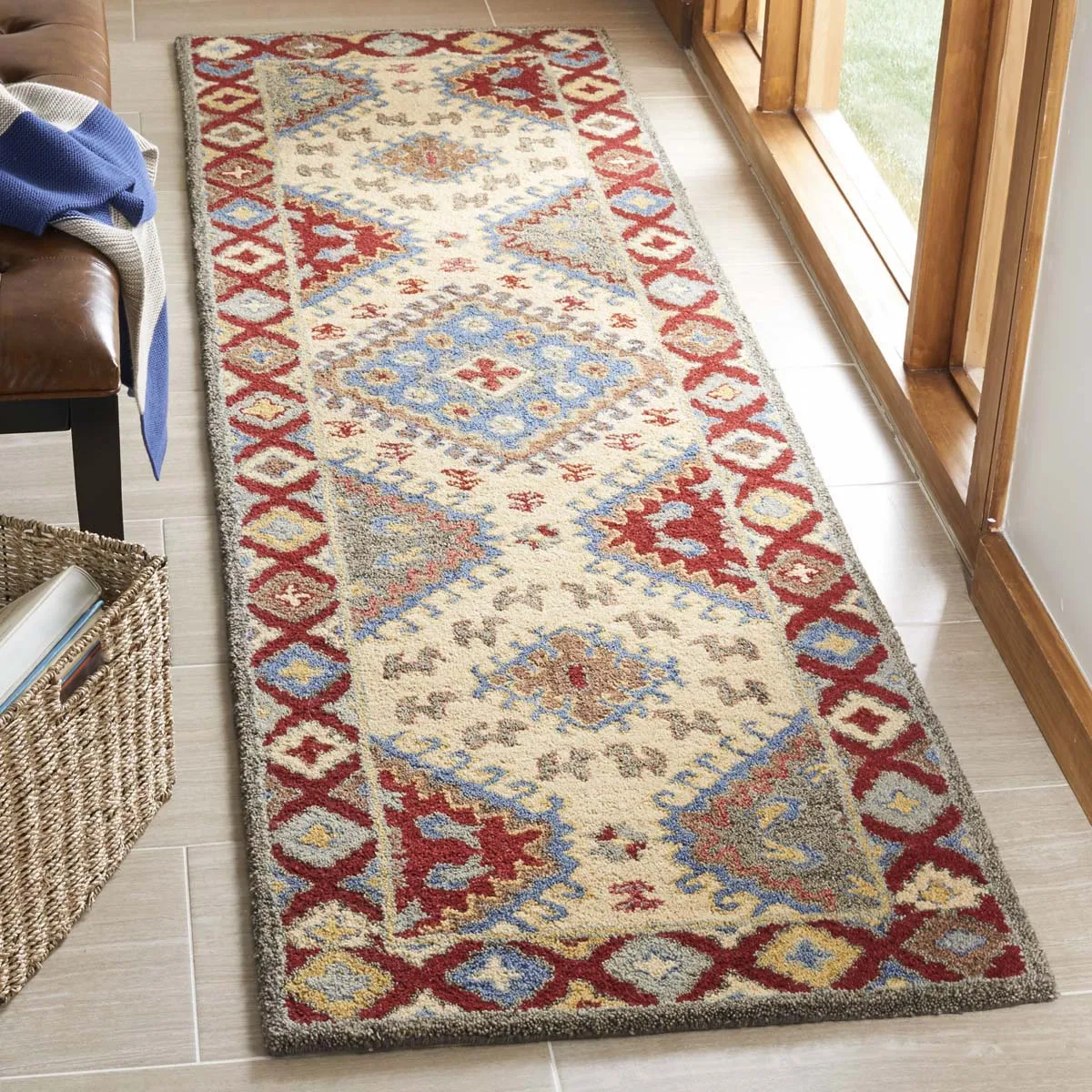 Safavieh Antiquity 507 Rug, AT507