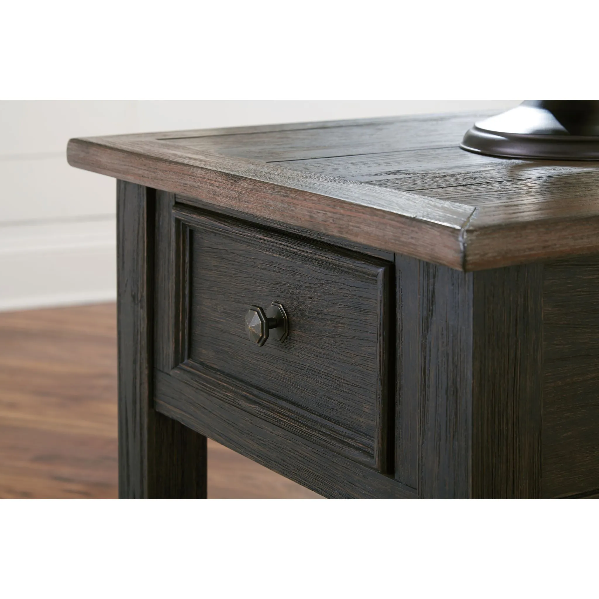 Tyler Creek End Table - Grayish Brown/Black